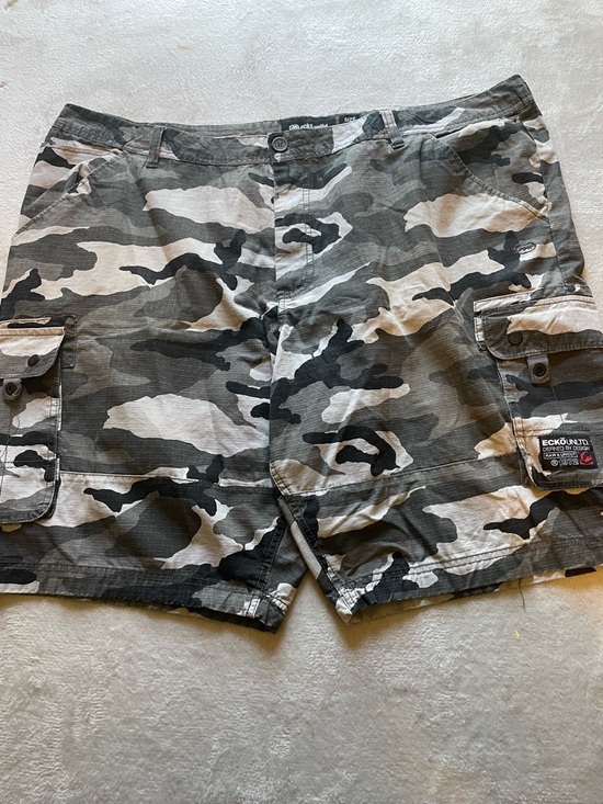 Other - Ecko Unltd Beveler Cargo Shorts Mens 46 Gray Camo Ripstop